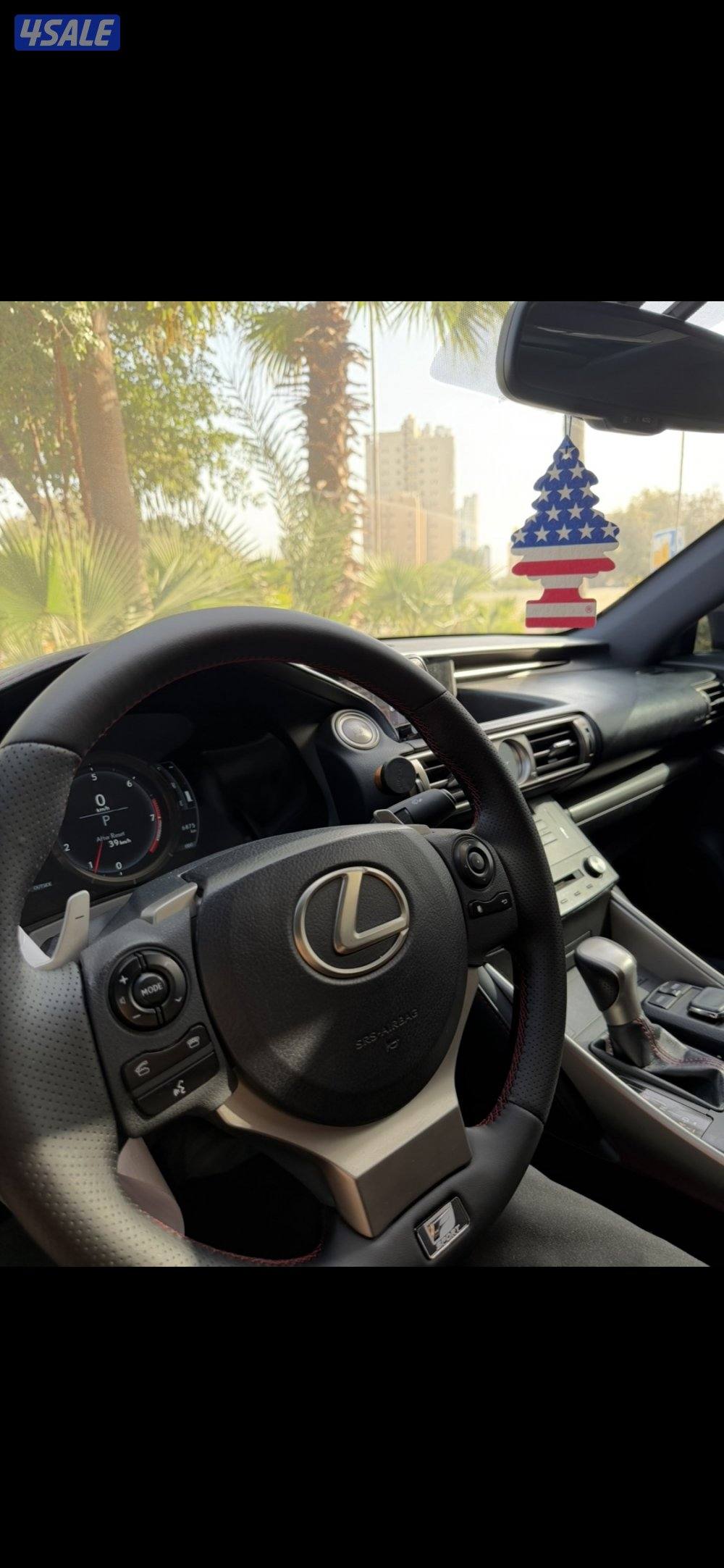Lexus is350 F sport مميز جداً6