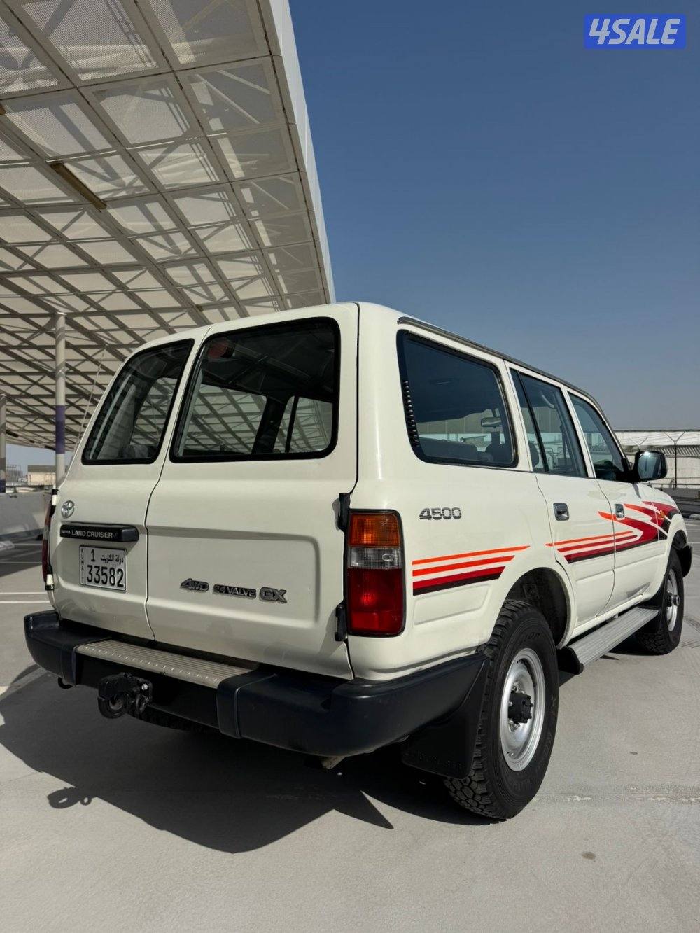 للبيع لاندكروزر GX 19962