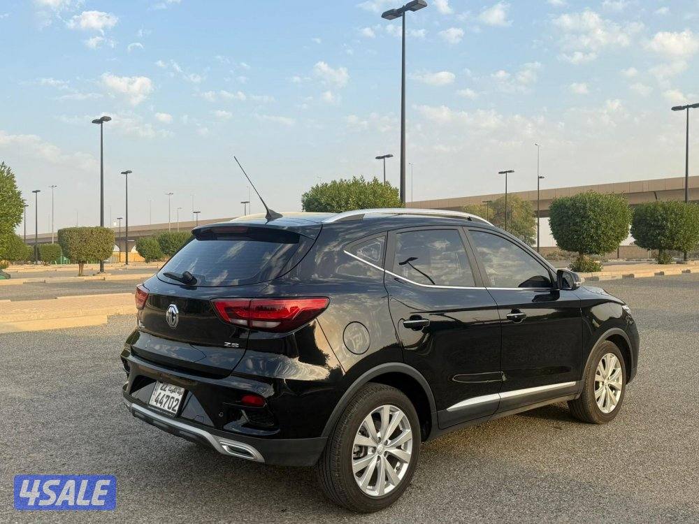 للبيع MG موديل 2024  ماشي 30  الف تحت الكفاله2