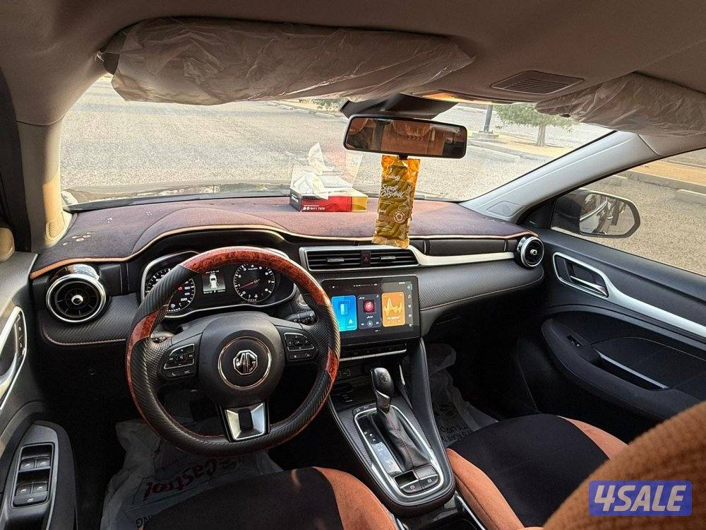 للبيع MG موديل 2024  ماشي 30  الف تحت الكفاله4