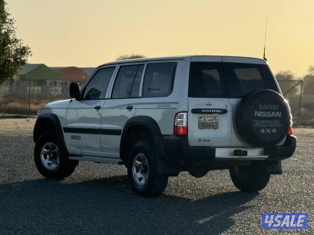 سلوقي 2001 ماشي 340 صبغ وكالة3