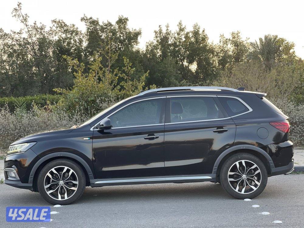 للبيع MG RX5 موديل 2019 ماشي ١٠٠1