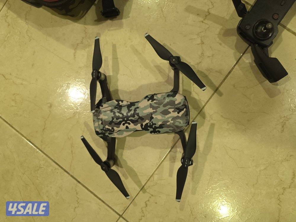 كامل معدتها + جنطه + ستيكرات جيشيه + كرتونها0