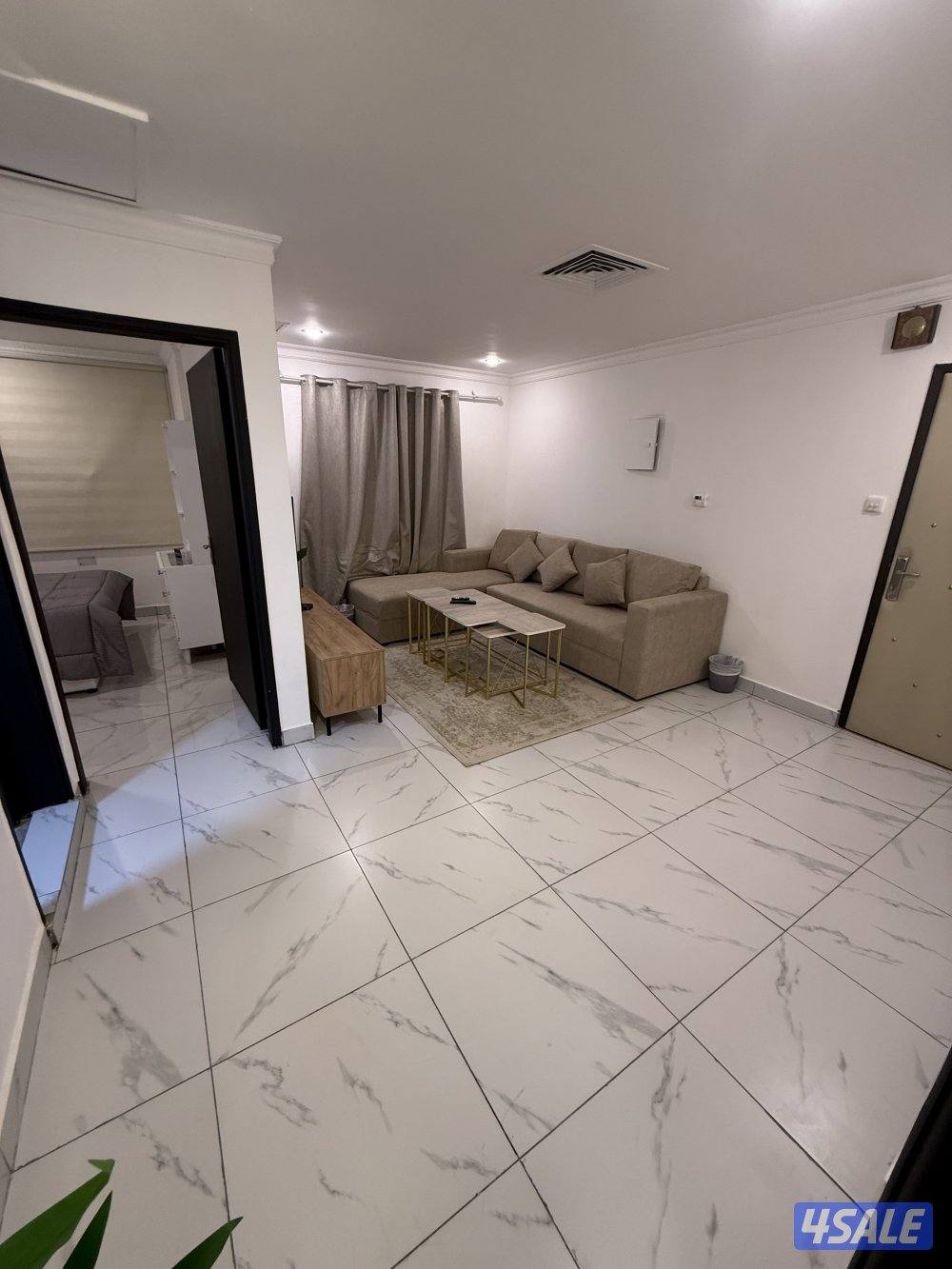 يوجد لدينا شقق الايجار خلو وفاضي الاستلام فوري1