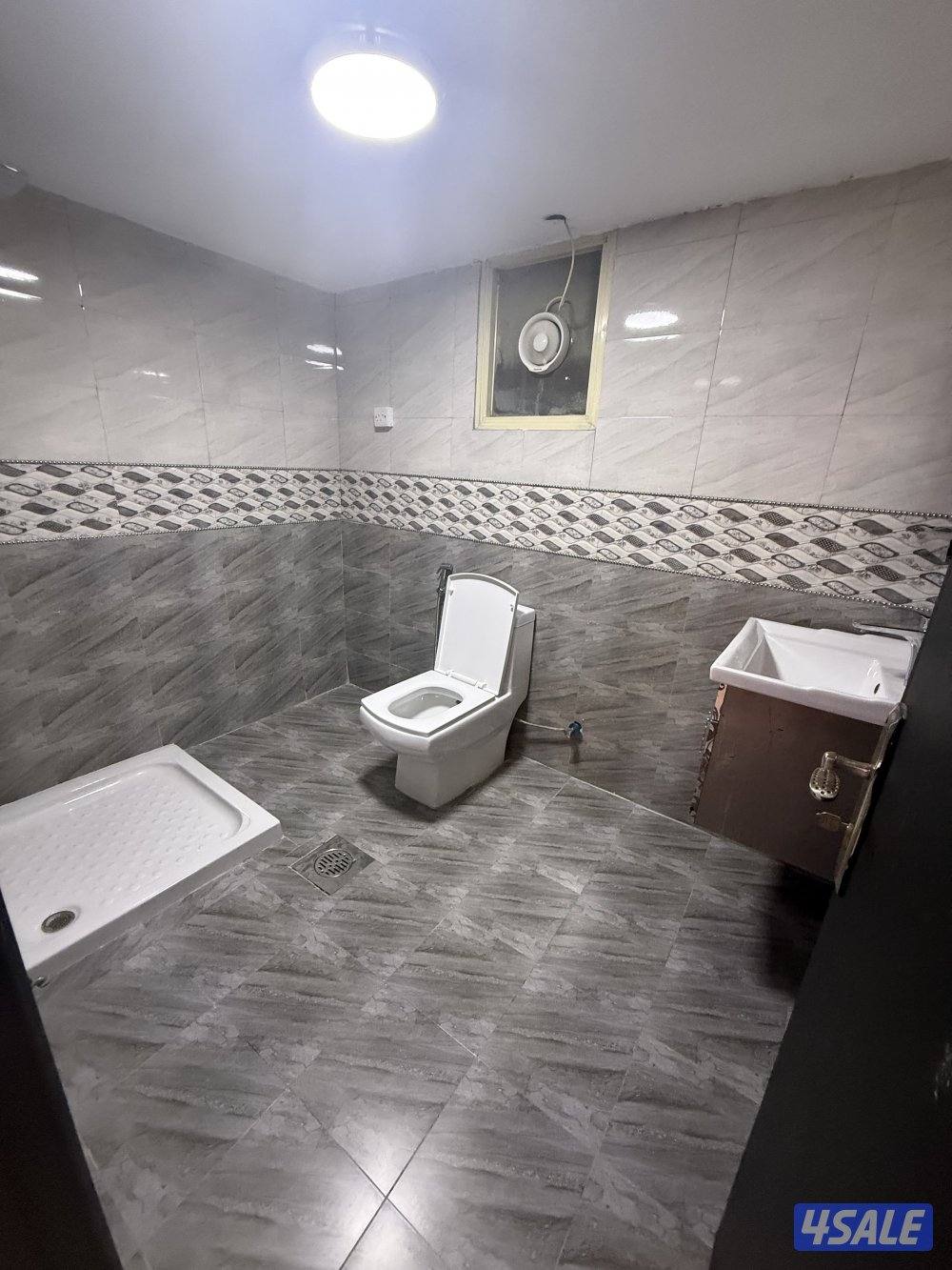 يوجد لدينا شقق الايجار خلو وفاضي الاستلام فوري14