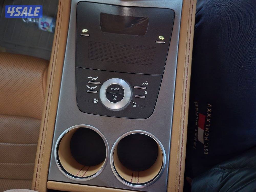 استون مارتن رابيد ٢٠١١ بحالة ممتازة صبغ قطعه7