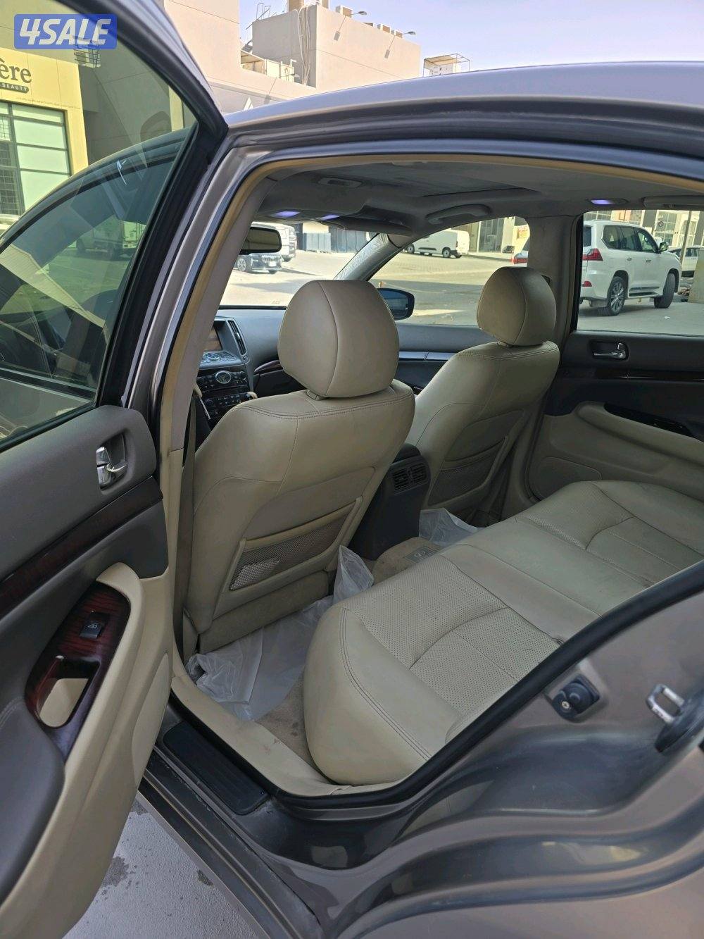 انفنتي g25 موديل 2013 بحالة ممتازة جدا شرط الفحص5