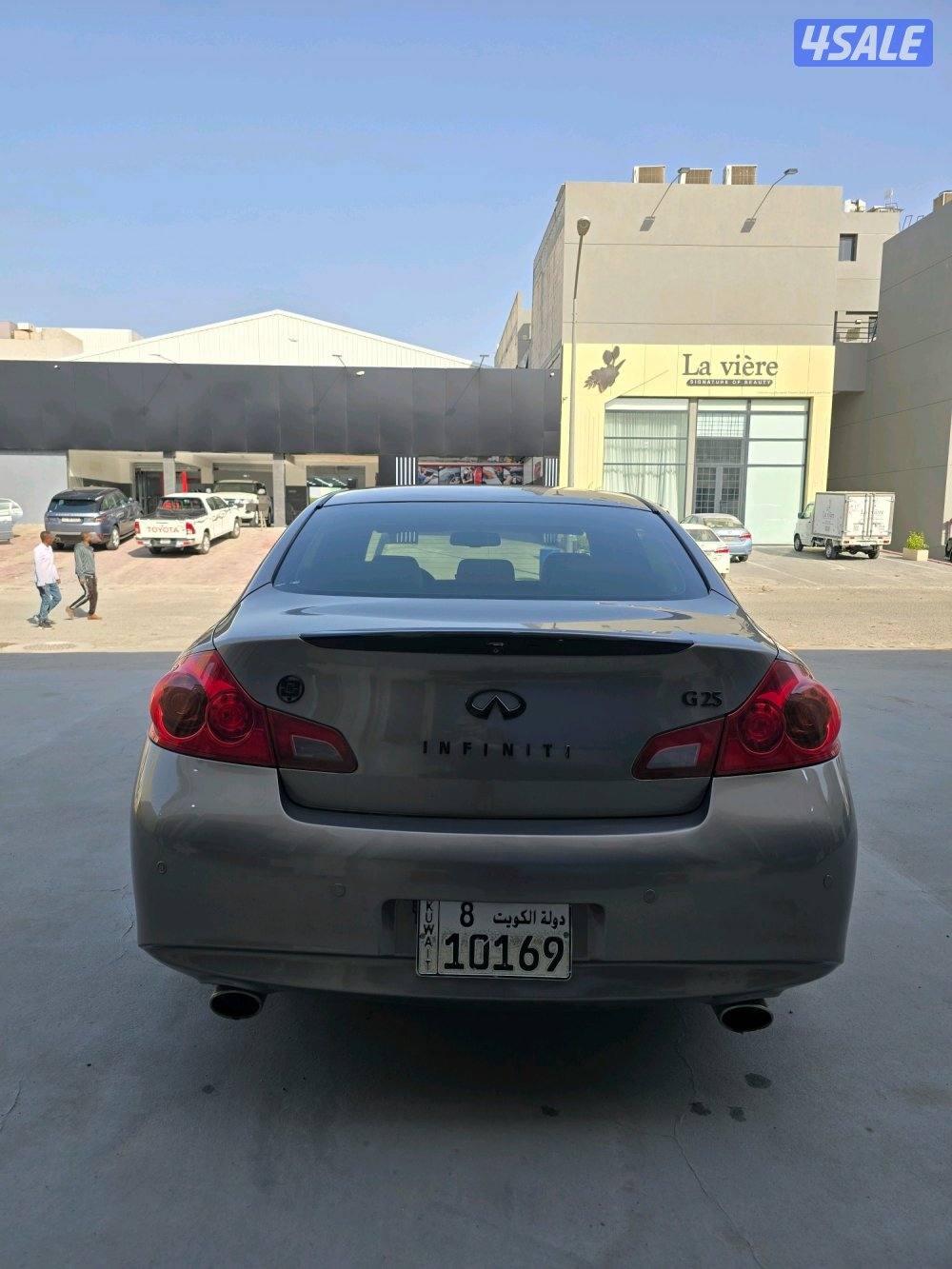 انفنتي g25 موديل 2013 بحالة ممتازة جدا شرط الفحص8
