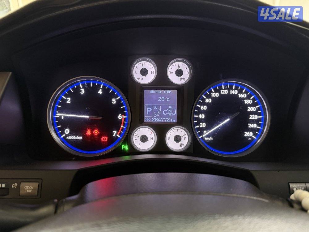 للبيع جيب لكزس LX570 موديل 20081