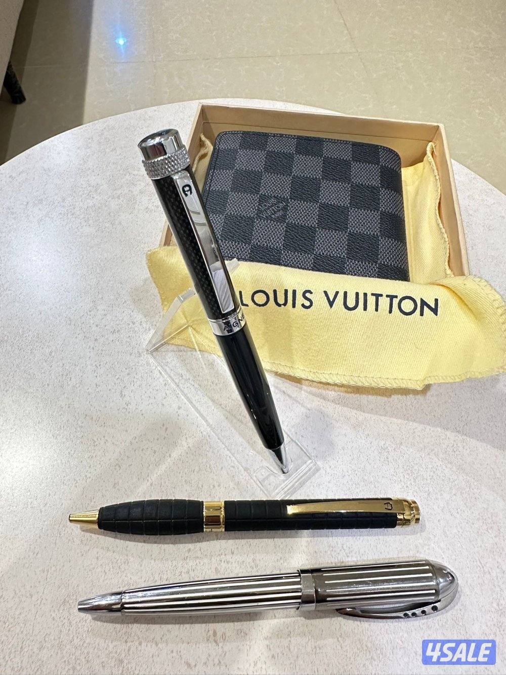 للبيع ثلاث اقلام اقنر0