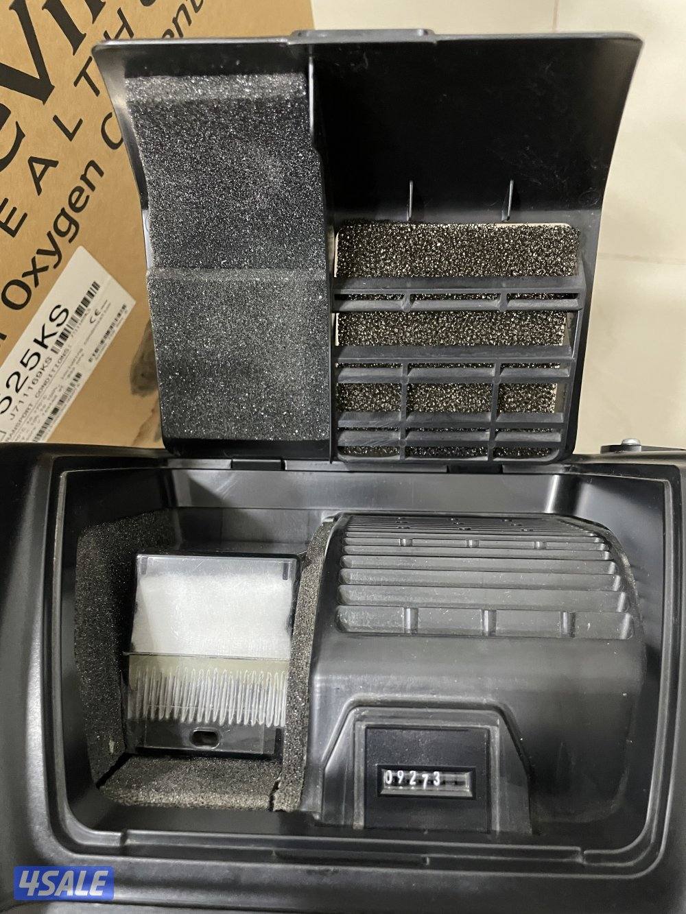 جهاز أكسجين DeVilbiss مع الكرتون حجم 5 لتر بحالة جيدة استعمال 1سنة4