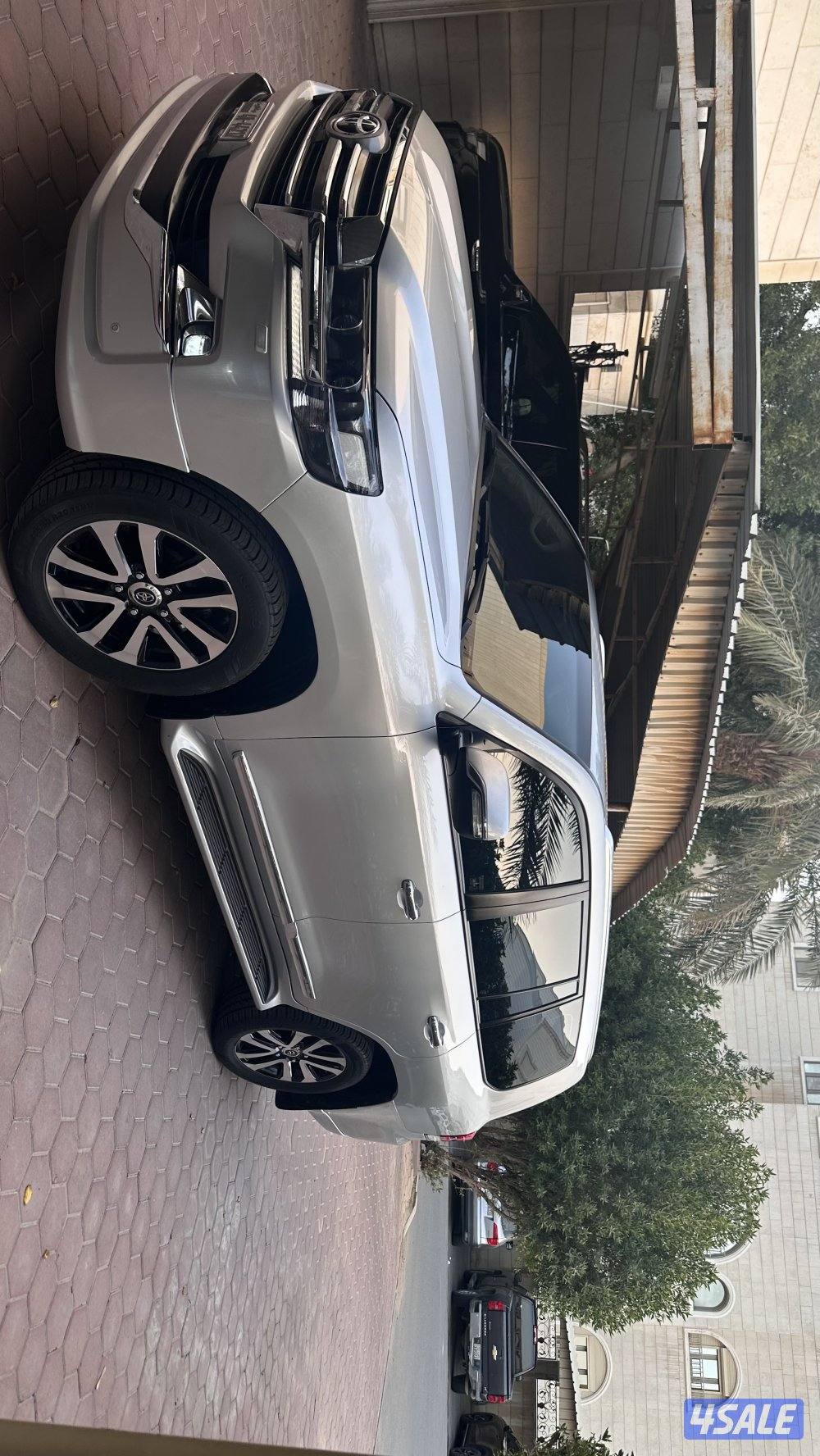 لاندكروزر قراند تورنق11