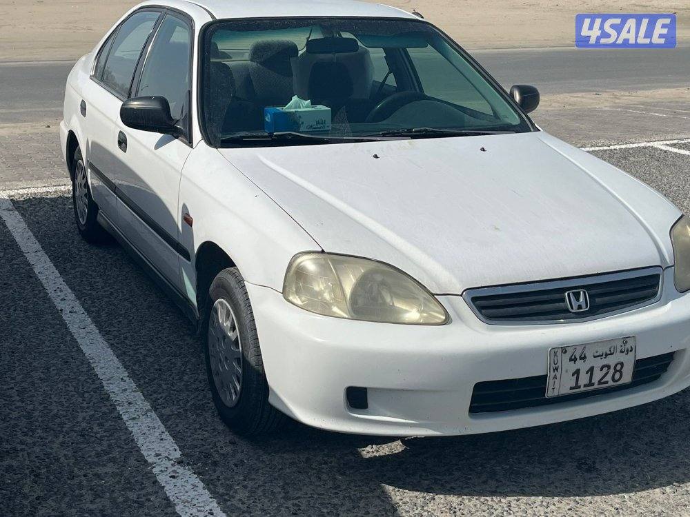 للبيع هوندا موديل ٢٠٠٠6