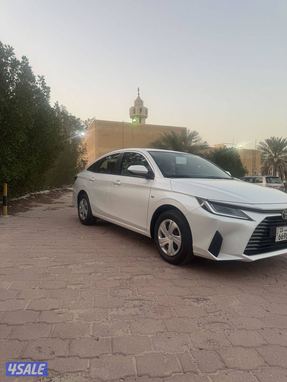 تويوتا  يارس  عدد  2 سياره 2026  وكاله اصفار1