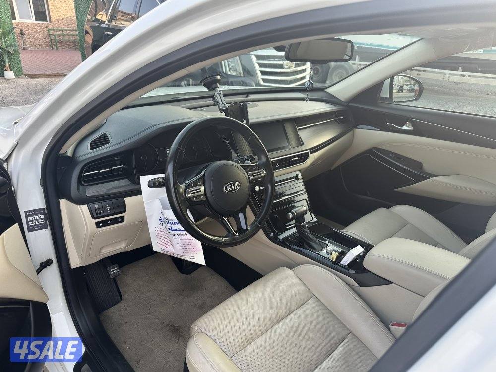 للبيع كيا كادينزا 2020 ماشي 142 الف2