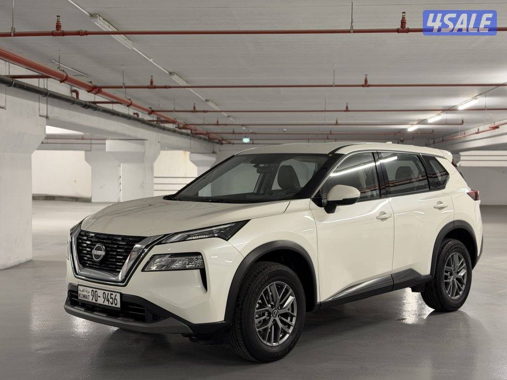 أكس تريل موديل 2025 عداد 36 الف Km تحت الكفاله تامين شامل بحالة وكاله0