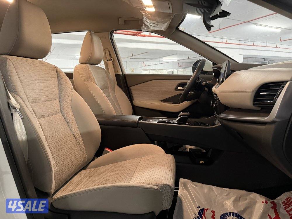 أكس تريل موديل 2025 عداد 36 الف Km تحت الكفاله تامين شامل بحالة وكاله4