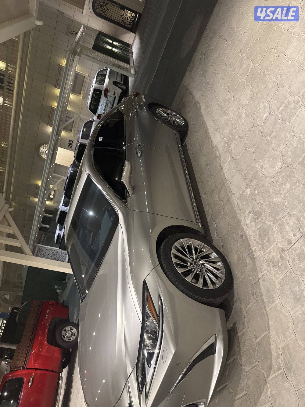 الشاشة الكبيرة حماية فل بدي Lexus Es3502