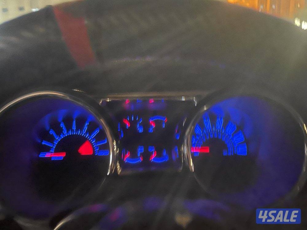 للبيع موستنق8