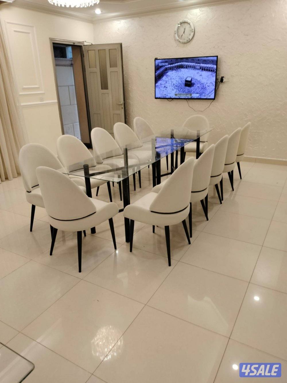 تأجير كراسي و طاولات · خدمات الحفلات والمناسبات · خدمة ايقاف سيارات ·0