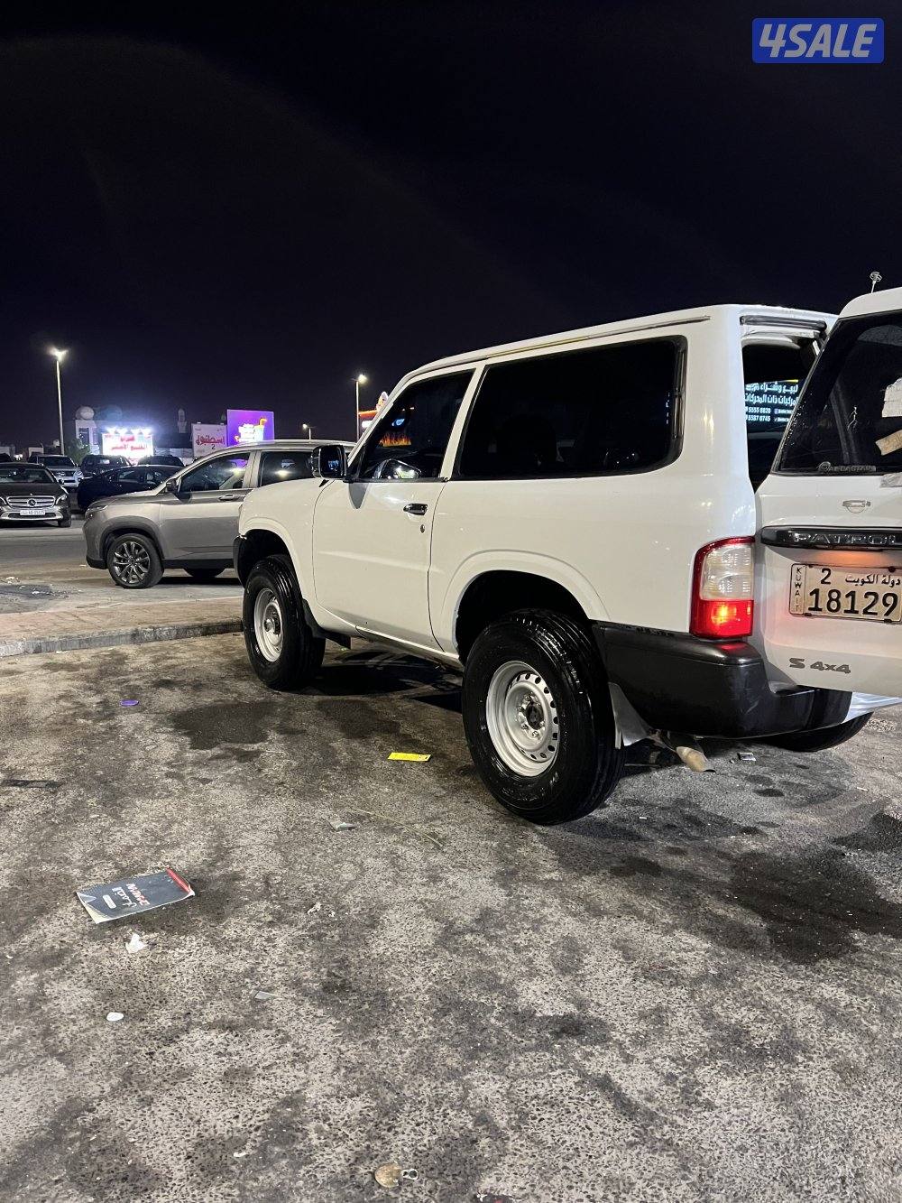 صبغ الوككالة كامل عليه مكينة لكزس ٤٠٠ .2