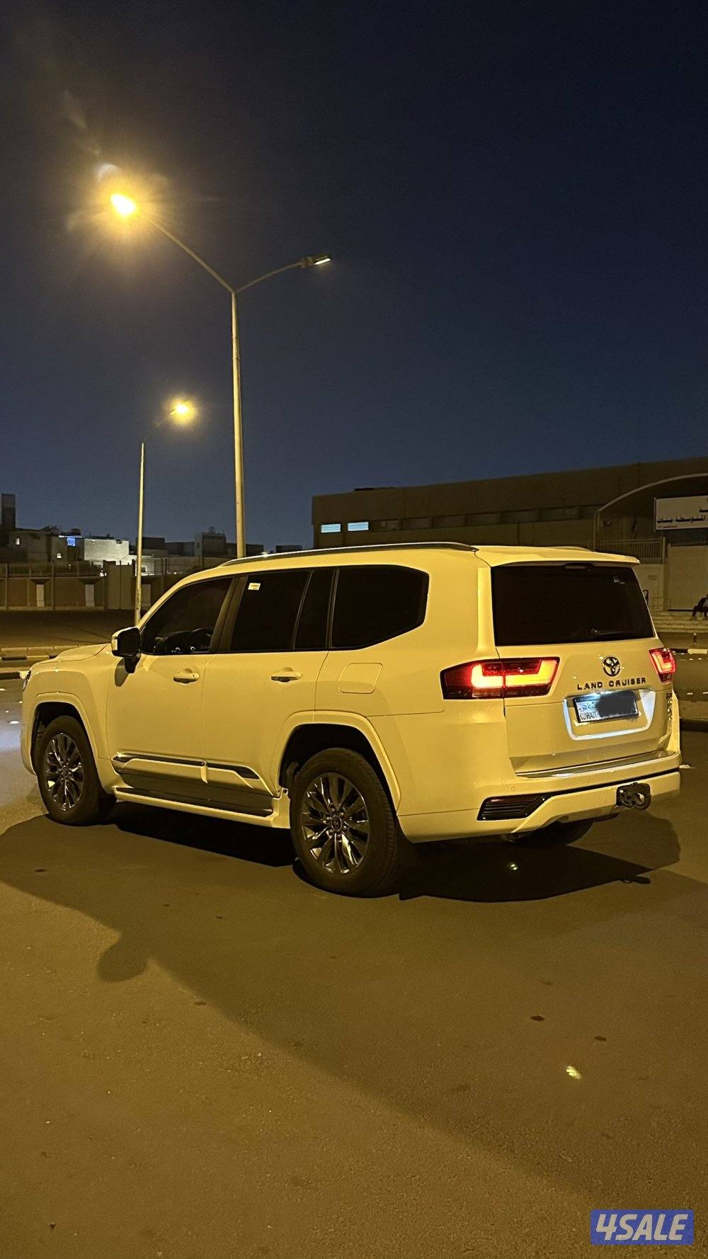 لاندكروزر 20243