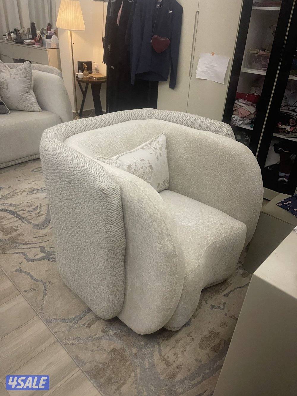 تفصال وتنجيد الكنب المودرن والستاير الويفي حسب الطلب وديوانيات7