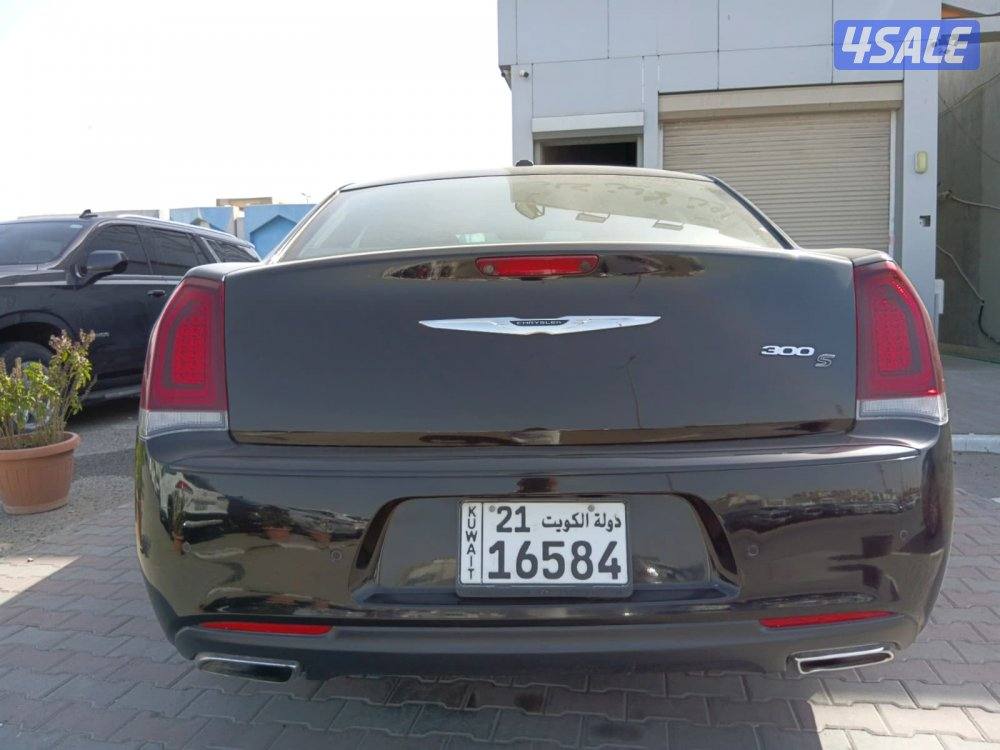 كرايزلر S300 موديل ٢٠٢١ وارد الوكاله عداد ١١٠ ألف شرط الفحص قير مكينه4