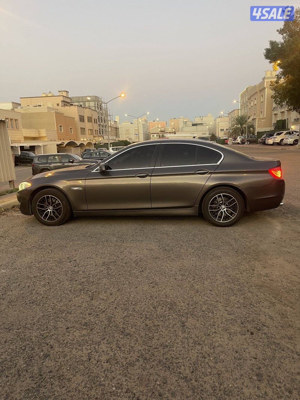 بي ام دبليو  530i - ٦ سلندر بدون تيربو1