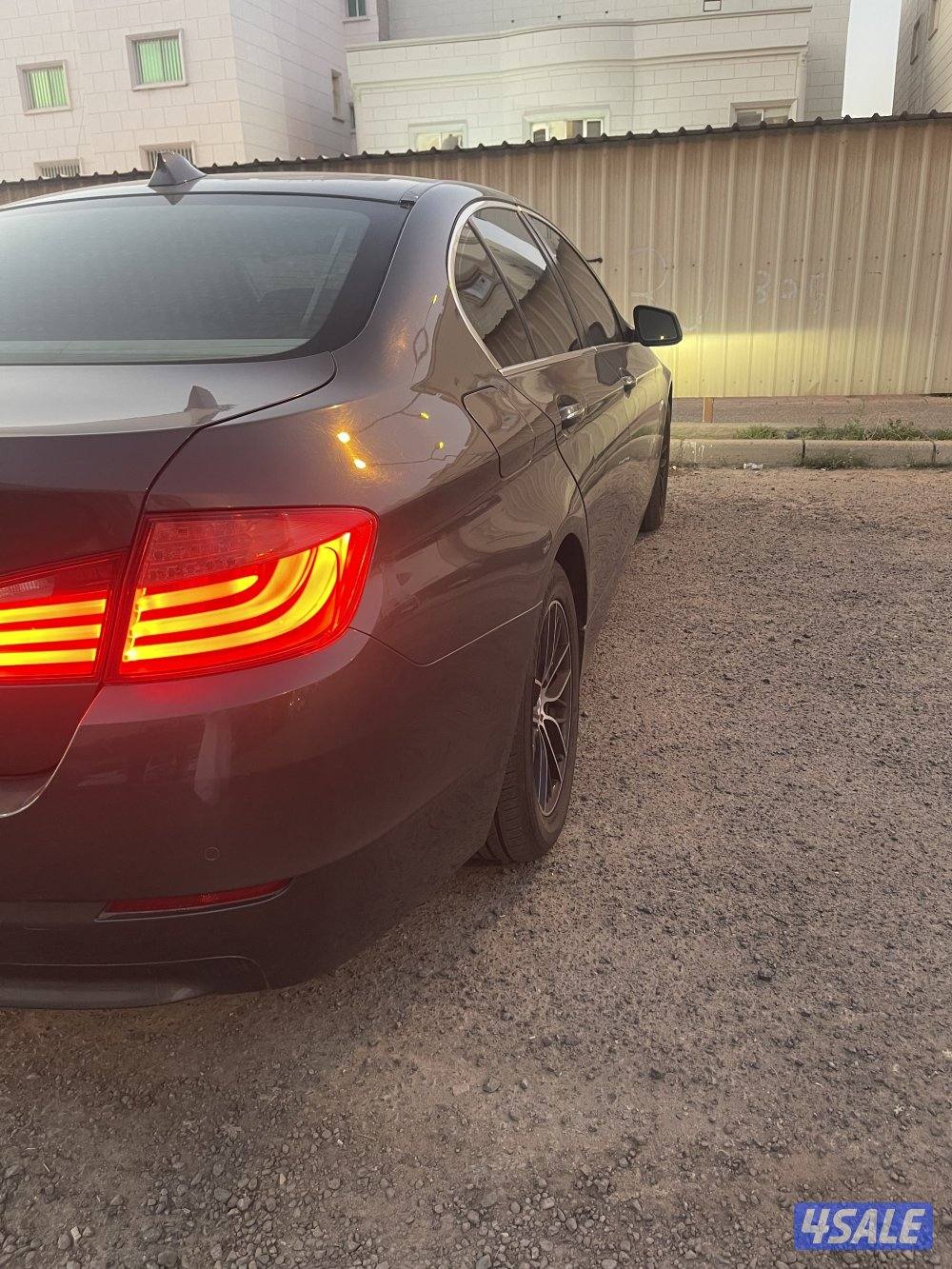 بي ام دبليو  530i - ٦ سلندر بدون تيربو3