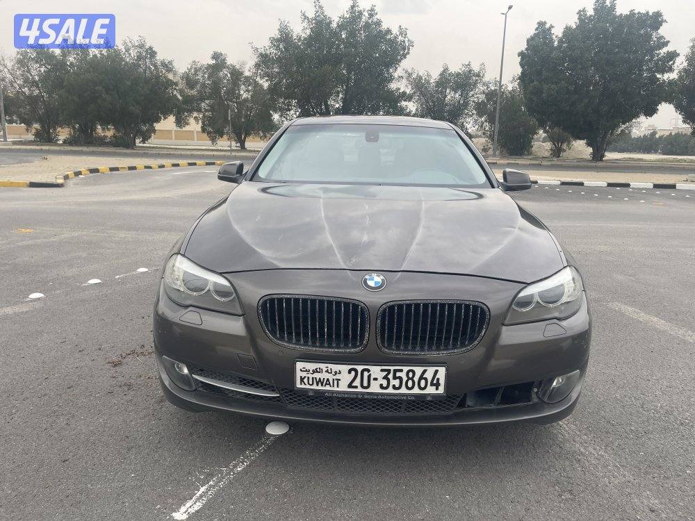 بي ام دبليو  530i - ٦ سلندر بدون تيربو8