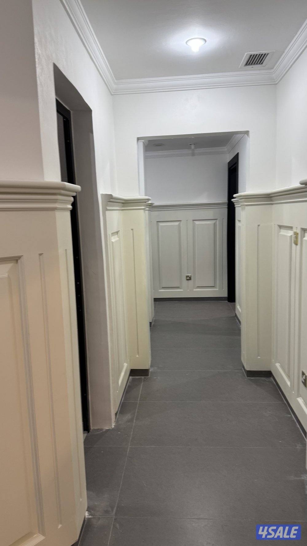 شقة مفروشة بالكامل ٤ غرف 6 حمام ومطبخ وصالة وغرفة تخزين7