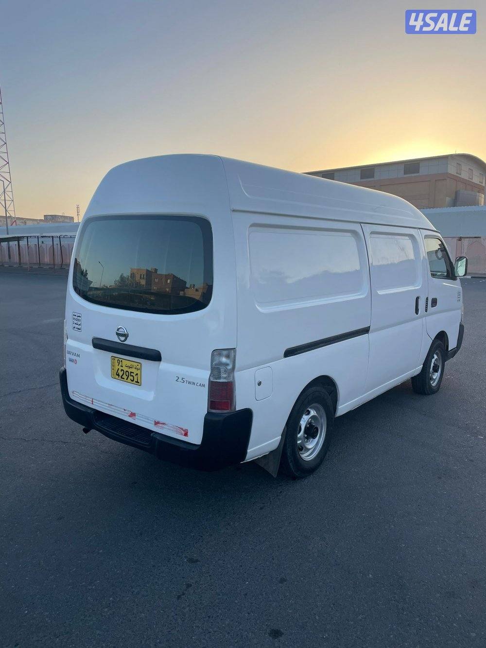 باص سقف عالي2