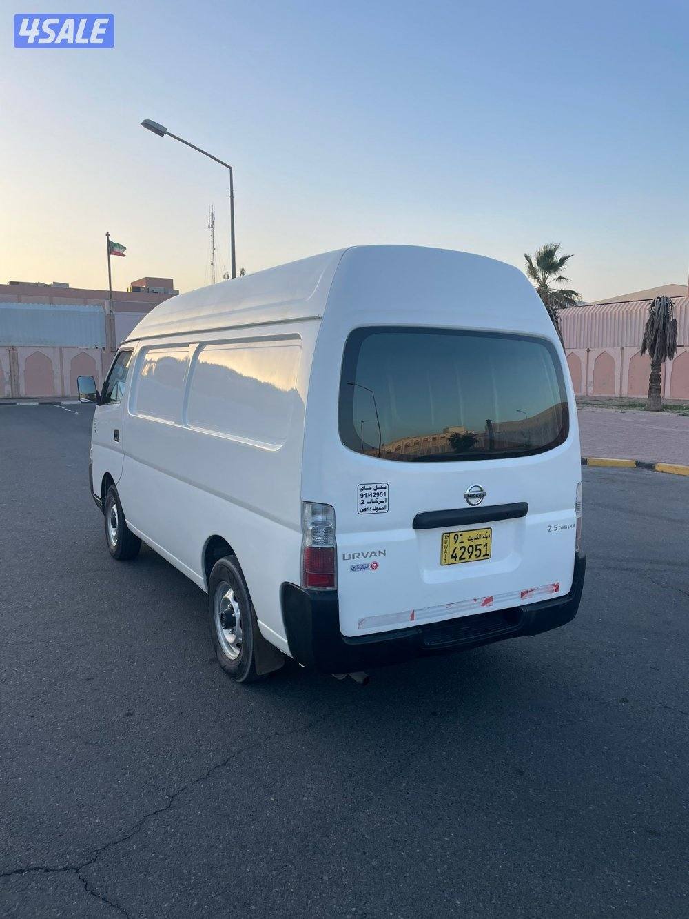 باص سقف عالي3