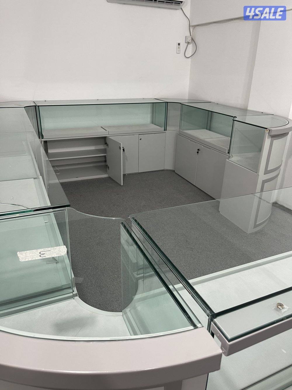 للبيع بوث للمجوهرات6