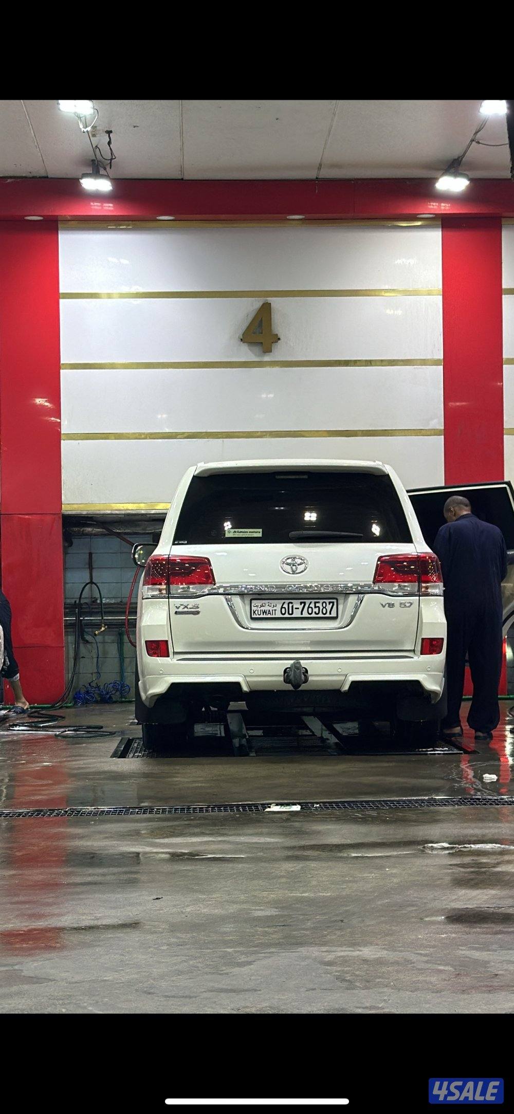 لاند كروزرV.XS1