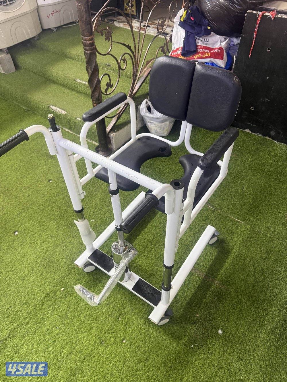 للبيع كرسي حمام0