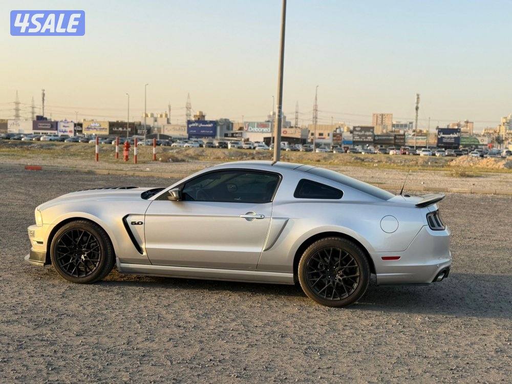 موستنج 2014 ثمانيه سلندر 5.08