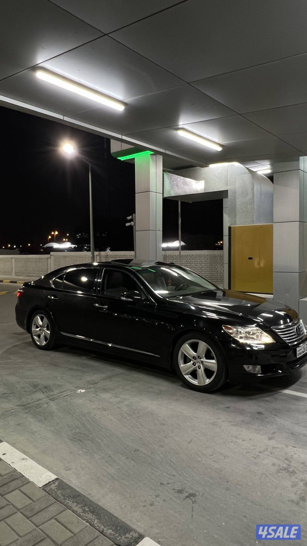 لكزس الساير بحالة الوكالة ممشى 165 الف2