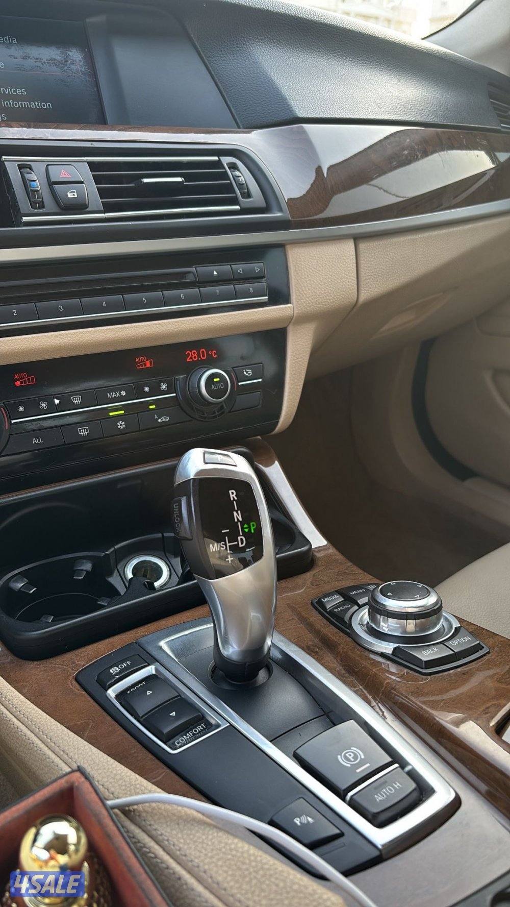 للبيع BMW520i وارد الغانم المالك لاول ماشي 1256