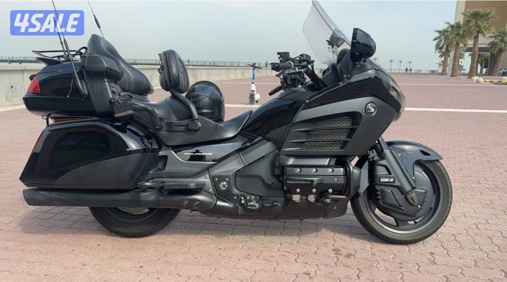 للبيع هوندا F6b محول قولد وينج فل اكسسورات سي بي فوت رست سناده ضهر0