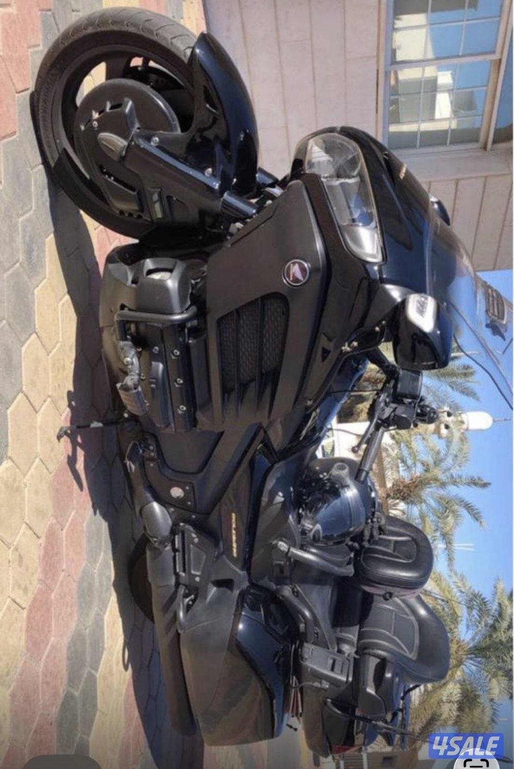 للبيع هوندا F6b محول قولد وينج فل اكسسورات سي بي فوت رست سناده ضهر3