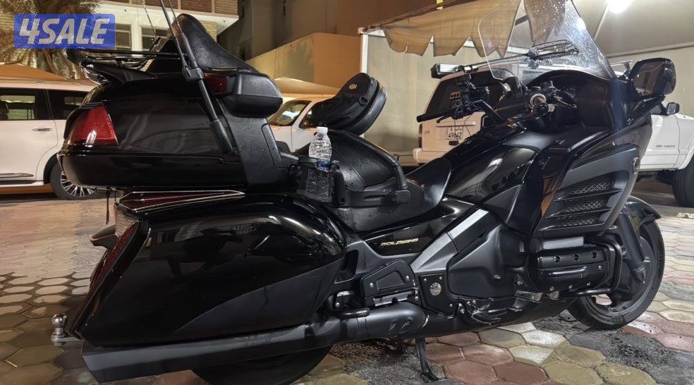 للبيع هوندا F6b محول قولد وينج فل اكسسورات سي بي فوت رست سناده ضهر5