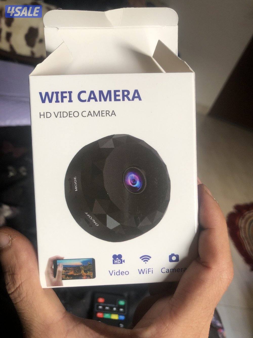 للبيع عدد 4 كاميرات صغيره تصوير 4K ليلي الحبه ب101