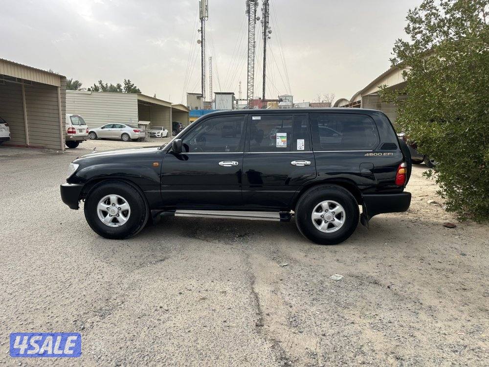 للبيع لاندكروز قير عادي ٢٠٠٢شرط الفحص قير مكينة شاصي لا يأثربالاستعمال1