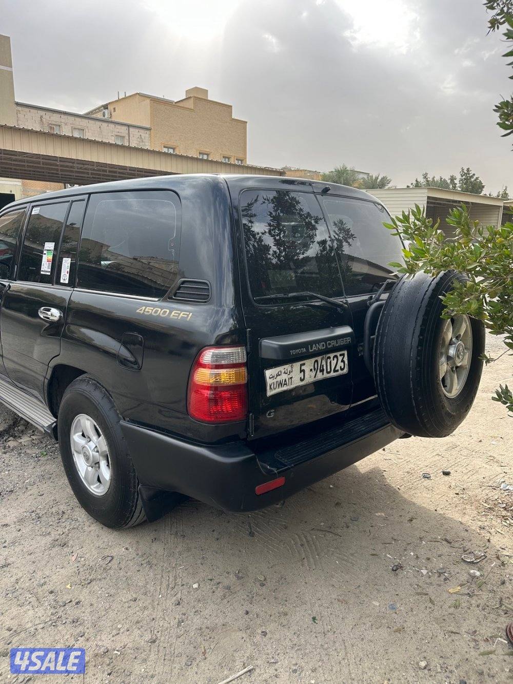 للبيع لاندكروز قير عادي ٢٠٠٢شرط الفحص قير مكينة شاصي لا يأثربالاستعمال2