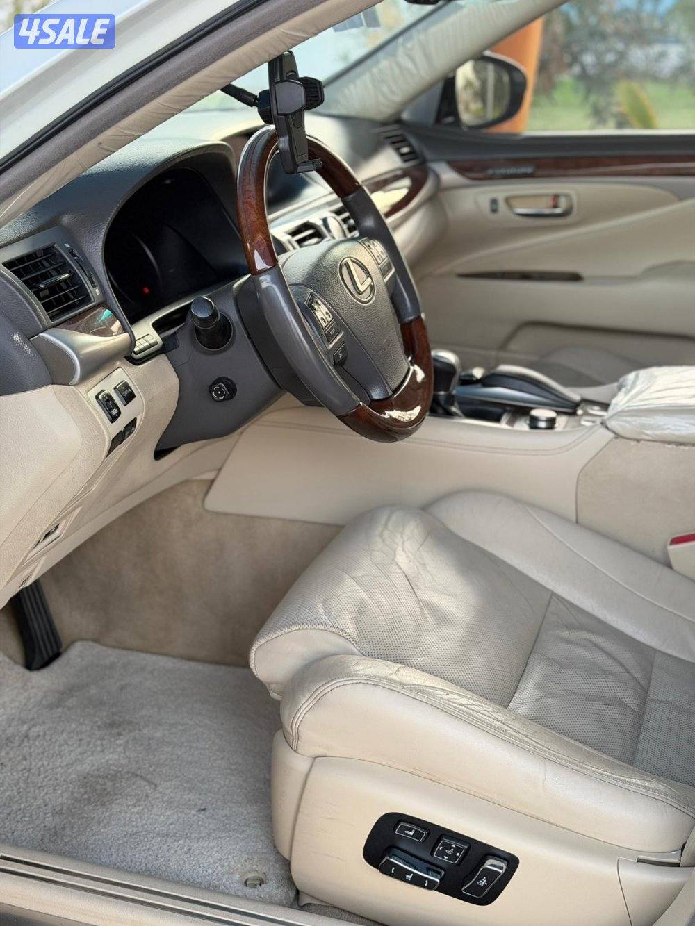 لكزس LS460/ 2013 سيرفس منتظم2