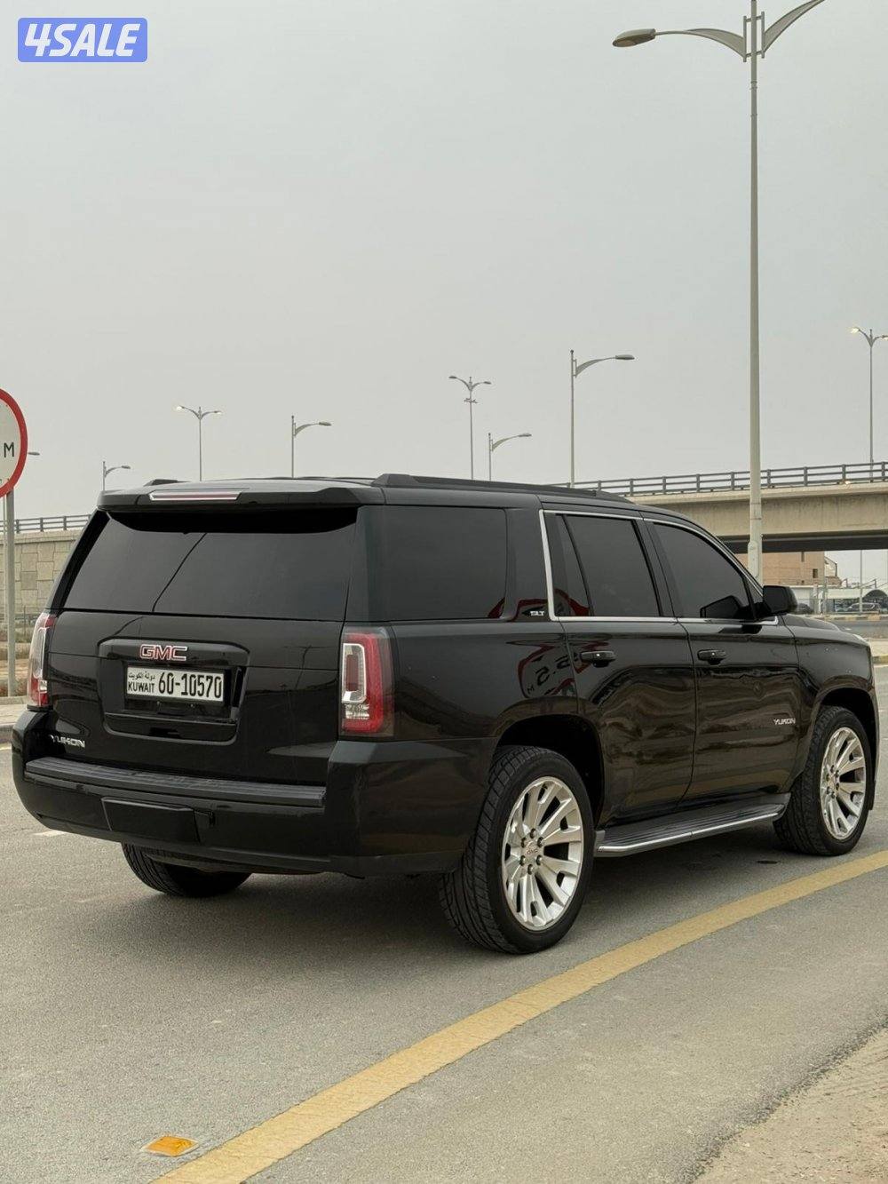 للبيع يوكن 2015 SLT1