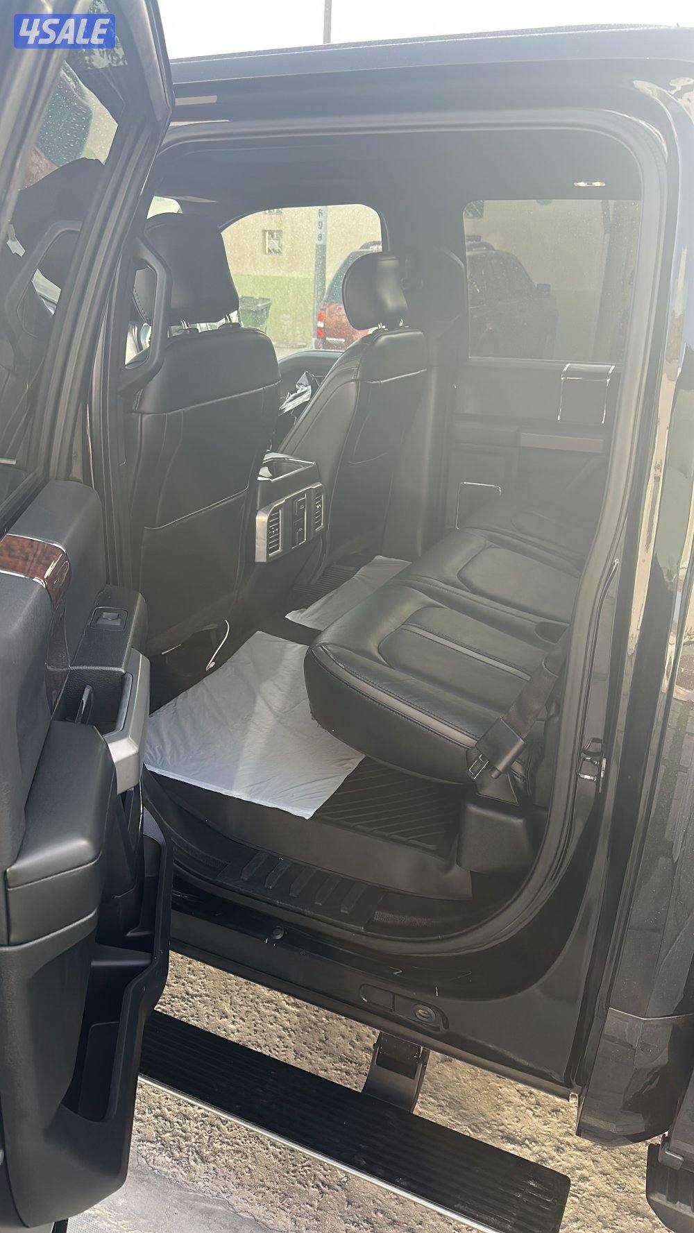 للبيع وانيت فورد بلاتينيوم3