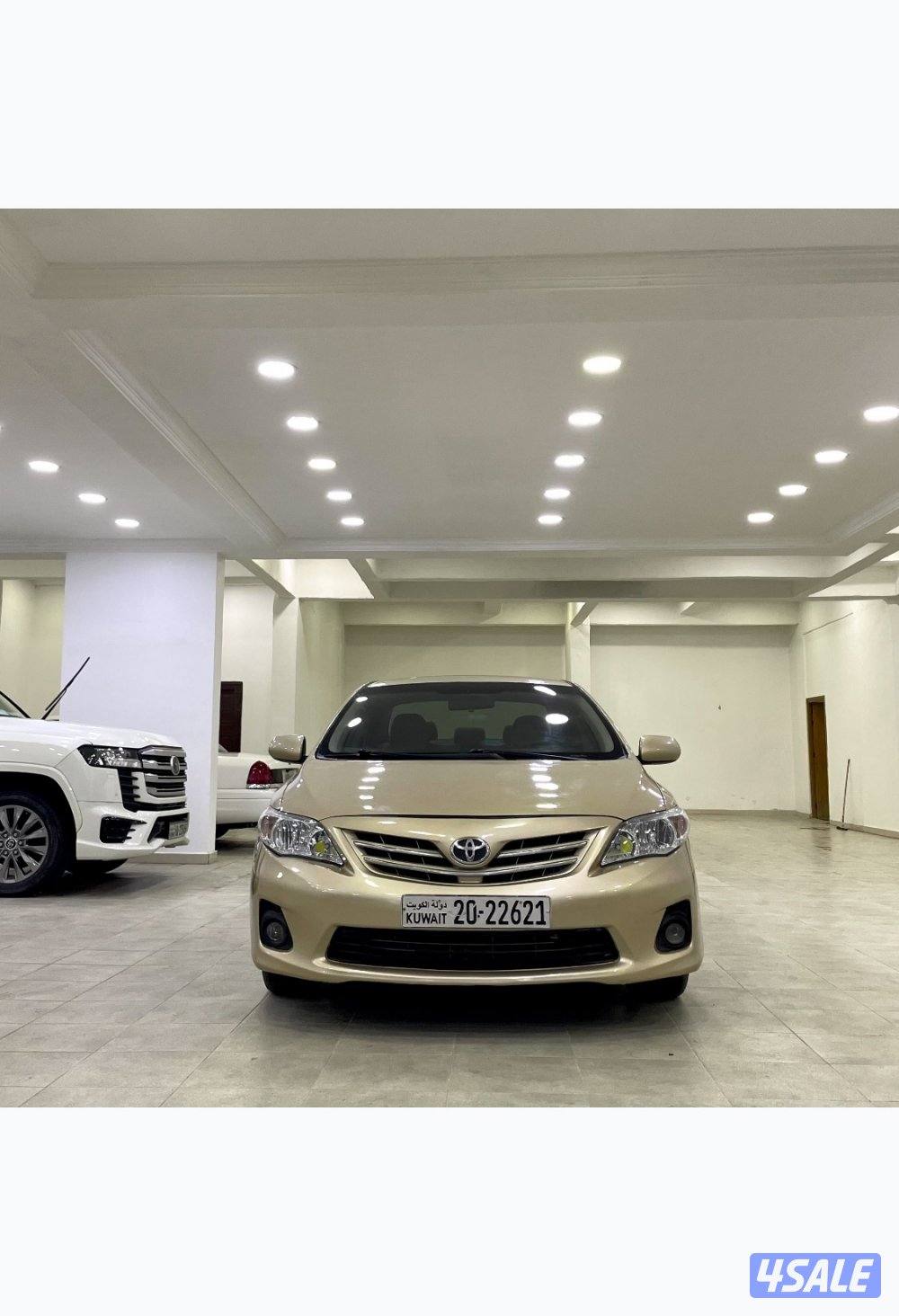 تويوتا كورولا 2013 بحالة ممتازة2